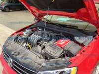 Volkswagen Jetta 2017 4p L4/2.0 Man IMG_4437