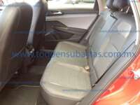 Volkswagen Taos 2024 5p Comfortline Plus L4/1.4/T Tiptronic 2024 Volkswagen Taos Ingreso Interiores 16