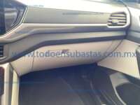 Volkswagen Taigun 2023 5p Highline L3/1.0/T Tiptronic IMG_7726