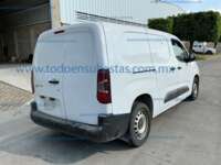 Peugeot Partner 2021 5p L4/1.6/T Diesel Man 2021 Peugeot Partner Ingreso Exteriores 5