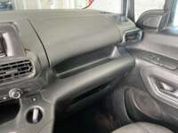 Peugeot Partner 2021 5p L4/1.6/T Diesel Man 2021 Peugeot Partner Venta Interiores 9