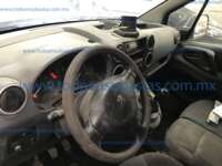 Peugeot Partner 2019 5p L4/1.6/T Diesel Man 2019 Peugeot Partner Ingreso Interiores 0