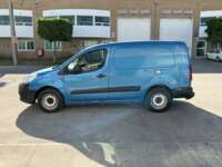 Peugeot Partner 2019 5p L4/1.6/T Diesel Man 2019 Peugeot Partner Venta Exteriores 8