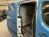 Peugeot Partner 2019 5p L4/1.6/T Diesel Man 2019 Peugeot Partner Venta Interiores 13