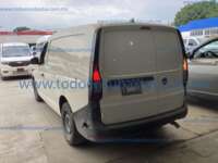 Volkswagen Caddy 2022 4p Cargo L4/1.6 A/A Man IMG_4456