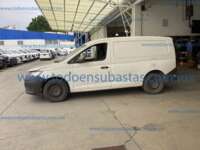 Volkswagen Caddy 2022 4p Cargo L4/1.6 A/A Man IMG_4457