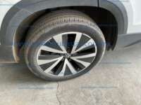 Volkswagen Taos 2023 5p Comfortline L4/1.4/T Tiptronic IMG_4472