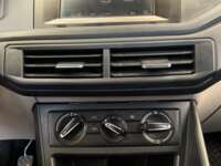 Volkswagen Virtus 2024 4p Trendline L4/1.6 Man 2024 Volkswagen Virtus Venta Interiores 9