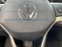 Volkswagen Taos 2023 5p Highline L4/1.4/T Tiptronic IMG_7551