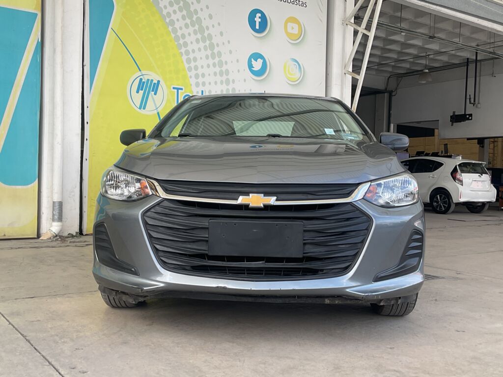 Chevrolet Onix 2021 4p LS L3 1.0/T Man	 2021 Chevrolet Onix Venta Exteriores 2