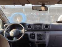 Nissan URVAN 2015  2015 Nissan URVAN Venta Interiores 3