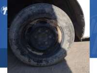 Nissan URVAN 2015  2015 Nissan URVAN Venta Llantas 4