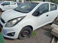 Chevrolet Spark 2015  2015 Chevrolet Spark Venta Llantas 5