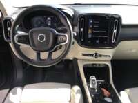 Volvo XC40 2022 5p Inscription T4 L4/2.0/T Aut 2022 Volvo XC40 Venta Interiores 4