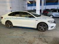 Volkswagen Jetta 2019 4p R-Line L4/1.4/T Tiptronic IMG_6108