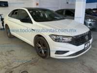 Volkswagen Jetta 2019 4p R-Line L4/1.4/T Tiptronic IMG_6107