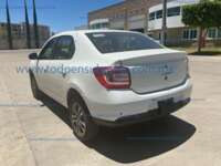Renault Logan 2023 4p Intens L4/1.6 Aut 2023 Renault Logan Ingreso Exteriores 7