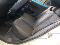 Volkswagen T-Cross 2022 5p Trendline L4/1.6 Tiptronic 2022 Volkswagen T-Cross Ingreso Interiores 18