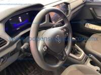 Volkswagen T-Cross 2022 5p Trendline L4/1.6 Tiptronic 2022 Volkswagen T-Cross Ingreso Interiores 2