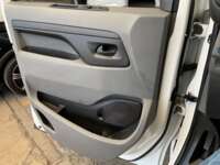 Peugeot Expert Van 2021 5p L4/2.0/TDI Man 2021 Peugeot Expert Van Venta Interiores 12