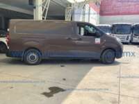 Peugeot Expert Van 2021  IMG_2881