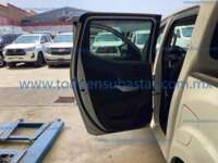 Nissan NP300 Frontier 2022  2022 Nissan NP300 Frontier Ingreso Interiores 15