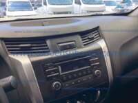 Nissan NP300 Frontier 2022  2022 Nissan NP300 Frontier Ingreso Interiores 8