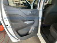Nissan NP300 Frontier 2022 4p XE L4/2.5 Man 2022 Nissan NP300 Frontier Ingreso Interiores 17