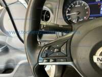 Nissan NP300 Frontier 2022 4p XE L4/2.5 Man 2022 Nissan NP300 Frontier Ingreso Interiores 5