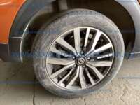 Nissan Kicks 2021 5p Platino Bitono L4/1.6 CVT 2021 Nissan Kicks Ingreso Llantas 3