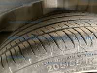 Nissan Kicks 2021 5p Platino Bitono L4/1.6 CVT 2021 Nissan Kicks Ingreso Llantas 4