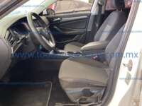 Volkswagen Jetta 2020 4p Comfortline L4/1.4/T Man 2020 Volkswagen Jetta Ingreso Interiores 1