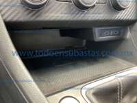 Volkswagen Jetta 2022 4p Sportline L4/1.4/T Tiptronic 2022 Volkswagen Jetta Ingreso Interiores 14