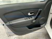 Renault Logan 2023 4p Intens L4/1.6 Aut IMG_2095