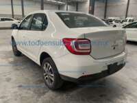 Renault Logan 2023 4p Intens L4/1.6 CVT IMG_3235