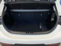 Kia Rio 2023 5p LX L4/1.6 Aut 2023 Kia Rio Venta Cajuela 1