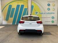 Kia Rio 2023 5p LX L4/1.6 Aut 2023 Kia Rio Venta Exteriores 6