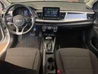 Kia Rio 2023 5p LX L4/1.6 Aut 2023 Kia Rio Venta Interiores 4