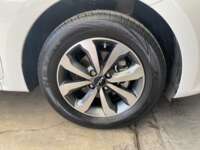 Kia Rio 2023 5p LX L4/1.6 Aut 2023 Kia Rio Venta Llantas 10