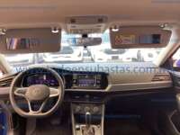 Volkswagen Jetta 2024 4p Trendline L4/1.4/T Tiptronic 2024 Volkswagen Jetta Ingreso Interiores 23