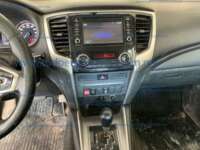 Mitsubishi L200 2022 4p GLS Doble Cabina L4/2.5/T Diesel Aut 4X4 2022 Mitsubishi L200 Ingreso Interiores 2