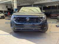 Volkswagen Teramont 2024 5p Cross Sport R-Line L4/2.0/T Tiptronic Línea Nueva IMG_3849