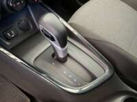 Chevrolet Onix 2023 4p LS L3/1.0/T Aut 2023 Chevrolet Onix Venta Interiores 9