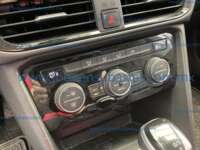 Volkswagen Taos 2024 5p Highline L4/1.4/T Tiptronic 2024 Volkswagen Taos Ingreso Interiores 13