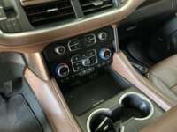 Chevrolet Suburban 2024 High Country, 6.2L, V8, PAQ G IMG_6640