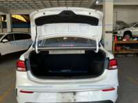 Kia Rio 2022 4p L L4/1.6 Aut      IMG_9032