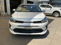 Kia Rio 2022 4p L L4/1.6 Aut      IMG_9009