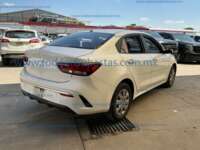 Kia Rio 2022 4p L L4/1.6 Aut      IMG_9012