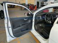 Kia Rio 2022 4p L L4/1.6 Aut      IMG_9038