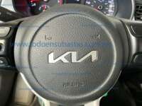 Kia Rio 2022 4p L L4/1.6 Aut      IMG_9053